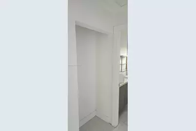 150 NW 17th Ct, Miami, FL 33125 - Photo 7