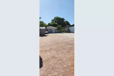150 NW 17th Ct, Miami, FL 33125 - Photo 21