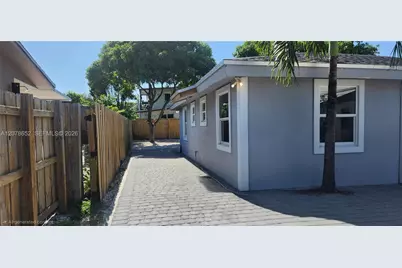 150 NW 17th Ct, Miami, FL 33125 - Photo 11