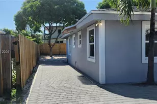 150 NW 17th Ct, Miami, FL 33125 - Photo 11