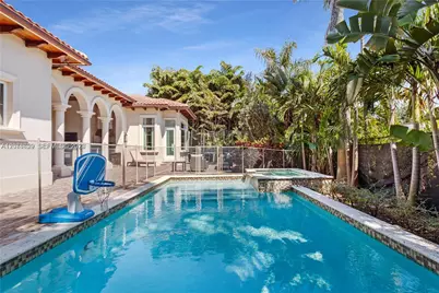 1360 98th St, Bay Harbor Islands, FL 33154 - Photo 29
