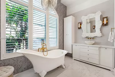 1360 98th St, Bay Harbor Islands, FL 33154 - Photo 23