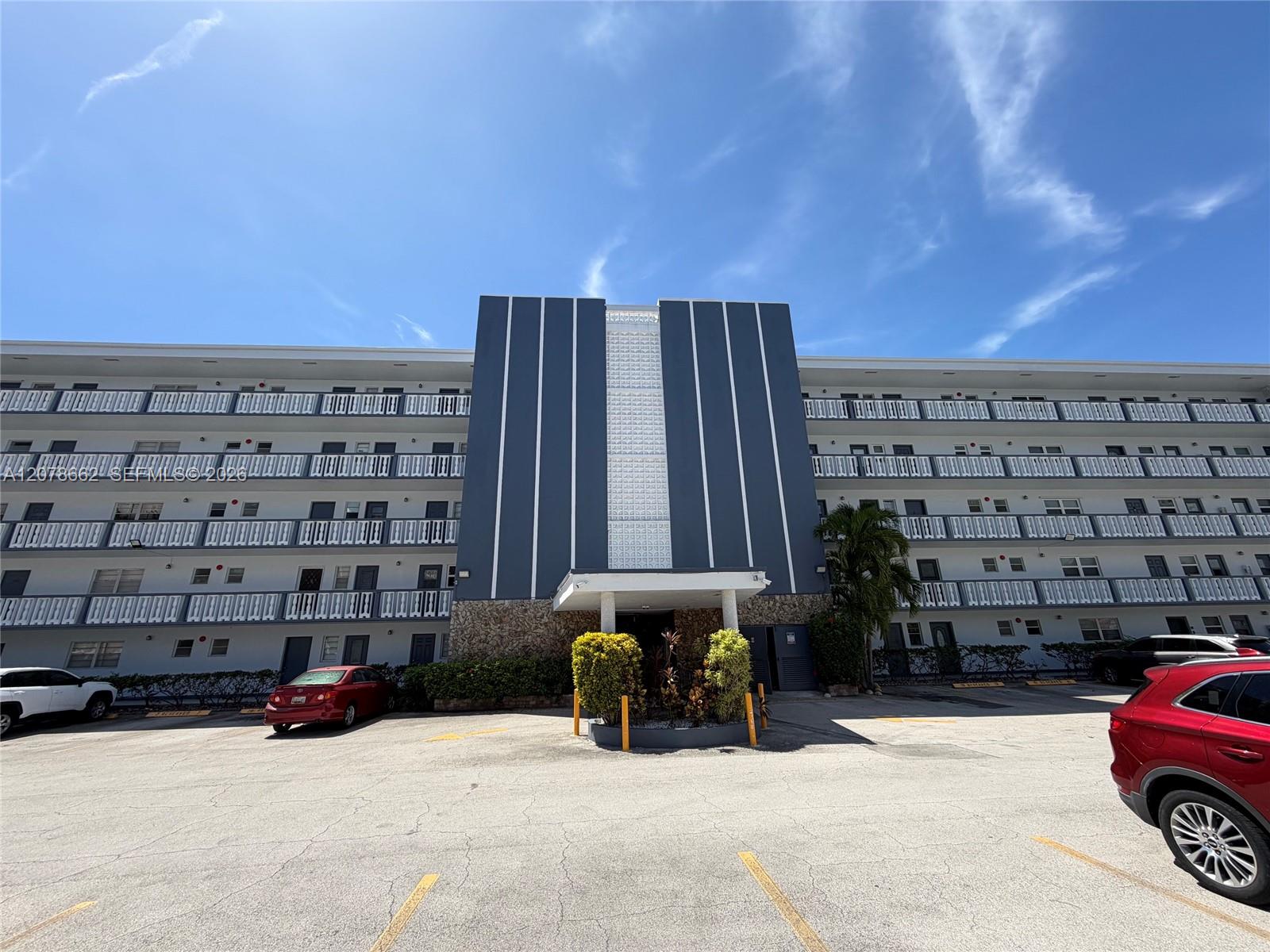 232 NE 12th Ave #103 - 232 NE 12th Ave #103, Hallandale Beach, FL 33009 Luxury Property | Jose Angel Pina