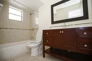 232 NE 12th Ave, Hallandale Beach, FL 33009 - Photo 9