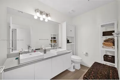 1600 SW 1st Ave #802, Miami, FL 33129 - Photo 9