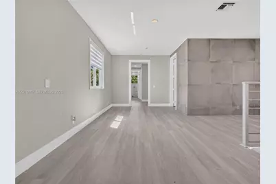 1371 Victoria Isle Dr, Weston, FL 33327 - Photo 79