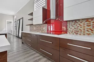 1371 Victoria Isle Dr, Weston, FL 33327 - Photo 47
