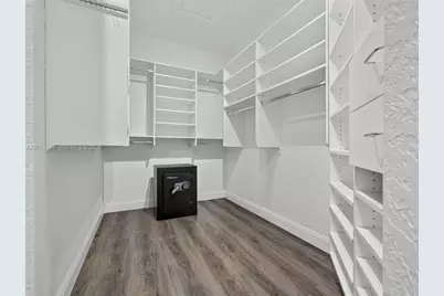 1371 Victoria Isle Dr, Weston, FL 33327 - Photo 33