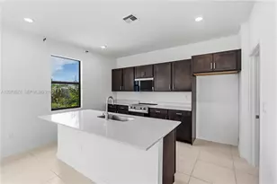 1325 NE 2nd Ct, Homestead, FL 33033 - Photo 13