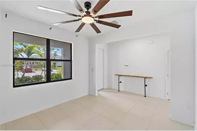 1325 NE 2nd Ct, Homestead, FL 33033 - Photo 9