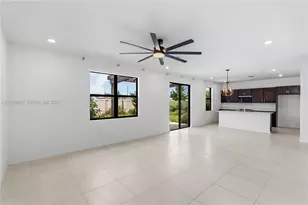 1325 NE 2nd Ct, Homestead, FL 33033 - Photo 17