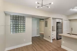 155 NW 96th Terrace, Pembroke Pines, FL 33024 - Photo 11