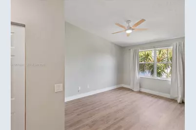 155 NW 96th Ter #2-303, Pembroke Pines, FL 33024 - Photo 15