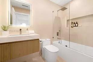 558 NE 94th St, Miami Shores, FL 33138 - Photo 39