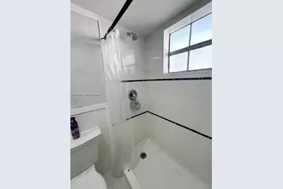 [Address not provided], Lauderdale Lakes, FL 33319 - Photo 31