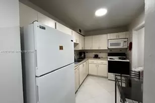 [Address not provided], Lauderdale Lakes, FL 33319 - Photo 9