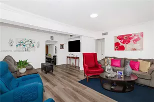 359 W 35th St, Hialeah, FL 33012 - Photo 3