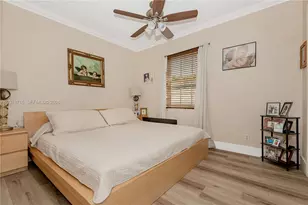 359 W 35th St, Hialeah, FL 33012 - Photo 19