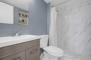 1351 NE Miami Gardens Dr, Miami, FL 33179 - Photo 17