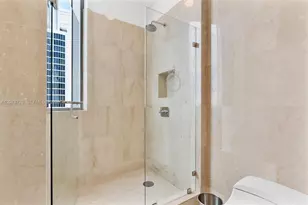 17475 Collins Ave, Sunny Isles Beach, FL 33160 - Photo 23