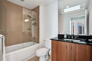 300 S Biscayne Blvd, Miami, FL 33131 - Photo 33