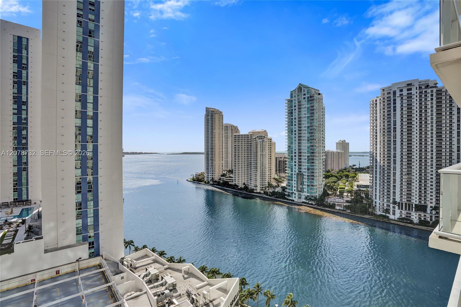 300 S Biscayne Blvd #T-1816 - 300 S Biscayne Blvd #T-1816, Miami, FL 33131 Luxury Property | Jose Angel Pina