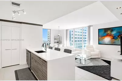 300 S Biscayne Blvd #T-1816, Miami, FL 33131 - Photo 9