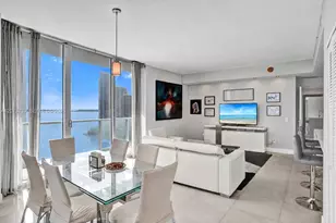 300 S Biscayne Blvd, Miami, FL 33131 - Photo 3