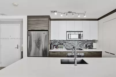 300 S Biscayne Blvd #T-1816, Miami, FL 33131 - Photo 13