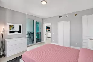 300 S Biscayne Blvd, Miami, FL 33131 - Photo 23