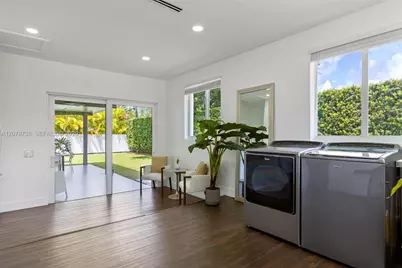 6140 SW 65th Ave, South Miami, FL 33143 - Photo 23