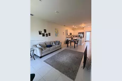 8001 NW 41st St #F-310, Doral, FL 33166 - Photo 7