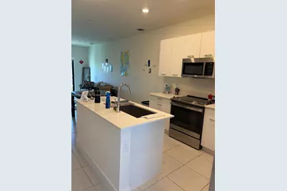 8001 NW 41st St #F-310, Doral, FL 33166 - Photo 1