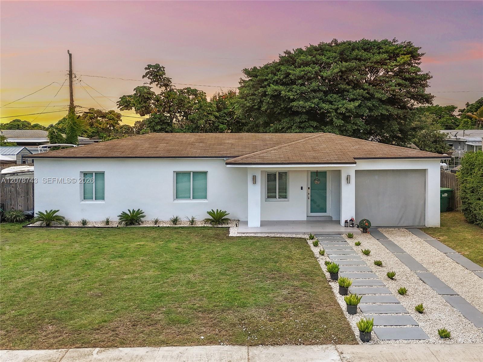 14940 Pierce St - 14940 Pierce St, Miami, FL 33176 Luxury Property | Jose Angel Pina