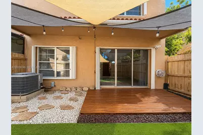 8210 NW 191st Ln #19L, Hialeah, FL 33015 - Photo 19