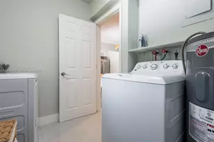 200 SE 19th St, Fort Lauderdale, FL 33316 - Photo 49