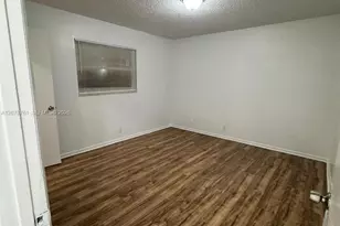 1746 N 3rd Ave N, Lake Worth, FL 33460 - Photo 5
