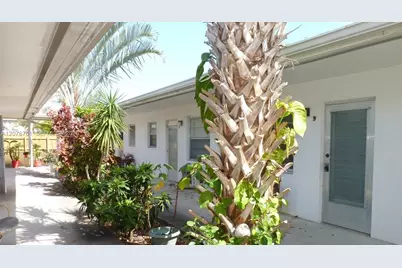 1746 N 3rd Ave N #10, Lake Worth, FL 33460 - Photo 1