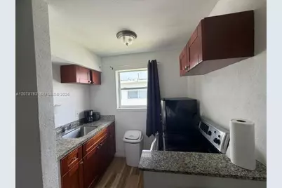 7638 N Miami Ave #4, Miami, FL 33150 - Photo 3