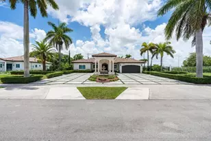 17122 SW 156th Ct, Miami, FL 33187 - Photo 3