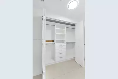 92 SW 3rd St #1403, Miami, FL 33130 - Photo 23