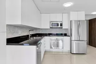 92 SW 3rd St, Miami, FL 33130 - Photo 5