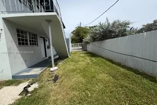 7638 N Miami Ave, Miami, FL 33150 - Photo 7