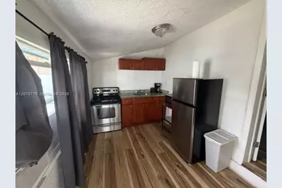 7638 N Miami Ave #5, Miami, FL 33150 - Photo 1