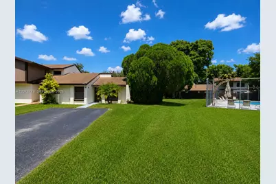 6922 SW 128th Pl, Miami, FL 33183 - Photo 1