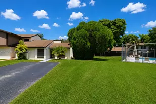 6922 SW 128th Pl, Miami, FL 33183 - Photo 1