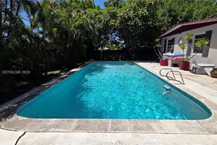 298 NE 46th St, Deerfield Beach, FL 33064 - Photo 23