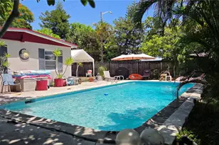 298 NE 46th St, Deerfield Beach, FL 33064 - Photo 29