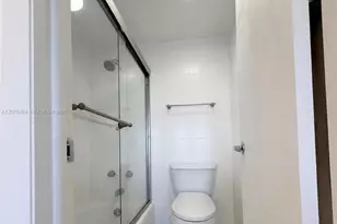 77 Crandon Blvd, Key Biscayne, FL 33149 - Photo 31