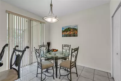 10588 NW 56th Dr, Coral Springs, FL 33076 - Photo 9